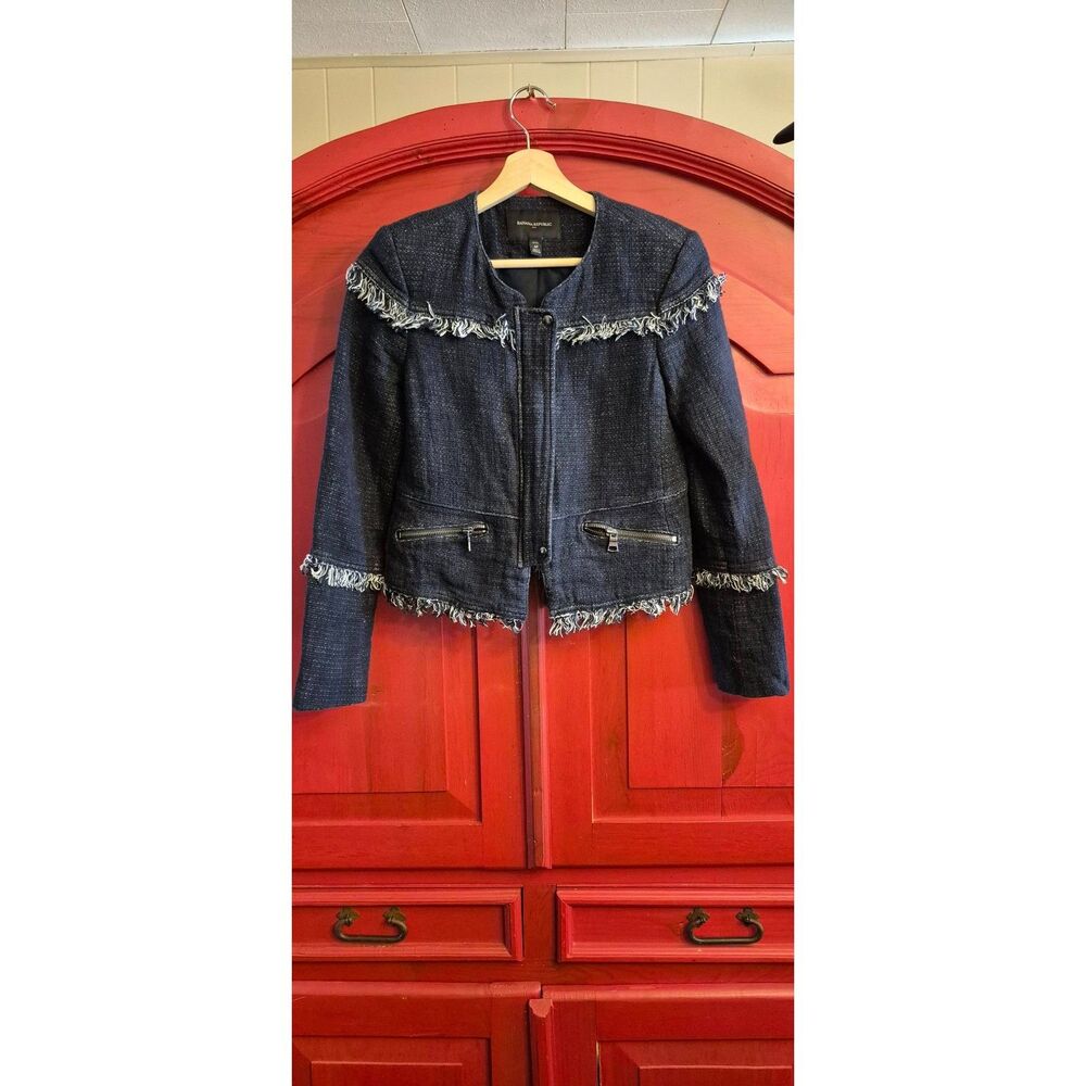 Banana Republic Size 6 Petite Navy Blue Fringe Trim Boho Jacket Button Zip EUC